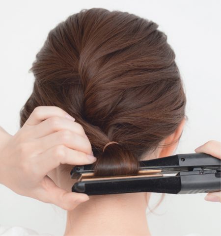 ボブ ゴム１本で 美人見えねじり寄せシニヨン