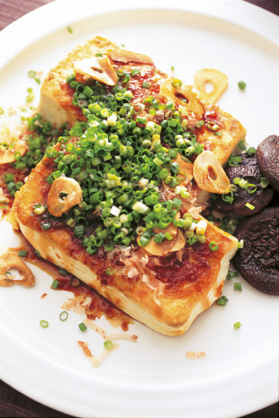 豆腐ステーキ バターしょうゆにんにく仕立て