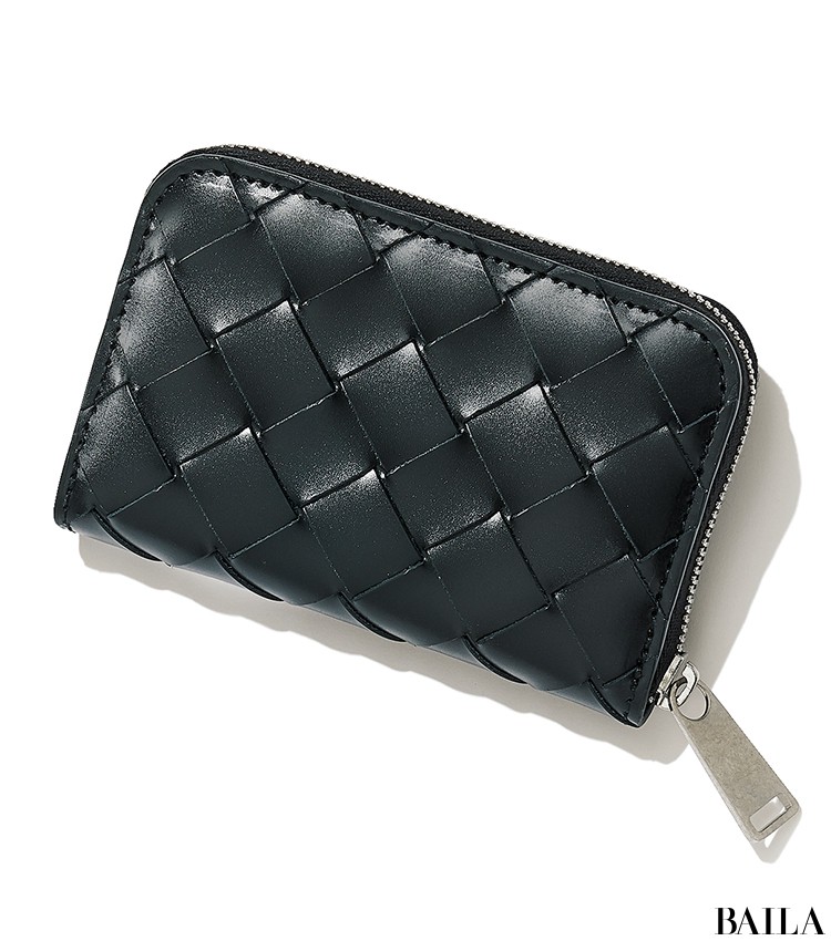 この秋 ミニ財布に買い替え 毎日使う財布は憧れブランドが気分