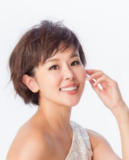 美肌と除菌を両立させる 究極のハンドケア カリスマパーツモデル 金子エミ式 Baila News Line News 美肌と除菌を両立させる 究極のハンドケア カリスマパーツモデル 金子エミ式 Baila News Line News