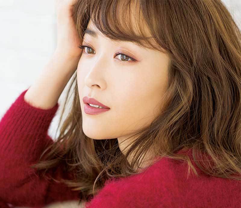 佐田真由美さんの最新ボブスタイルを公開 Marisol Online