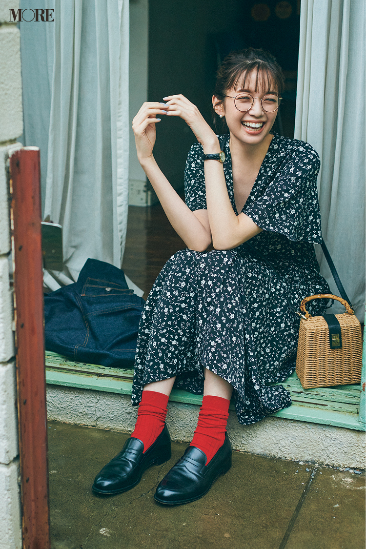 今日のコーデ 佐藤栞里 小花柄ワンピースとローファーがあれば夏のフレンチコーデは簡単 Daily More Line News 今日のコーデ 佐藤栞里 小花柄ワンピースとローファーがあれば夏のフレンチコーデは簡単 Daily More Line News