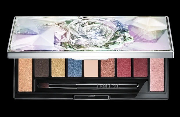 クリスマスコフレ 予約 発売はいつから 人気ブランドの限定コスメ特集 Maquiaメイク Line News