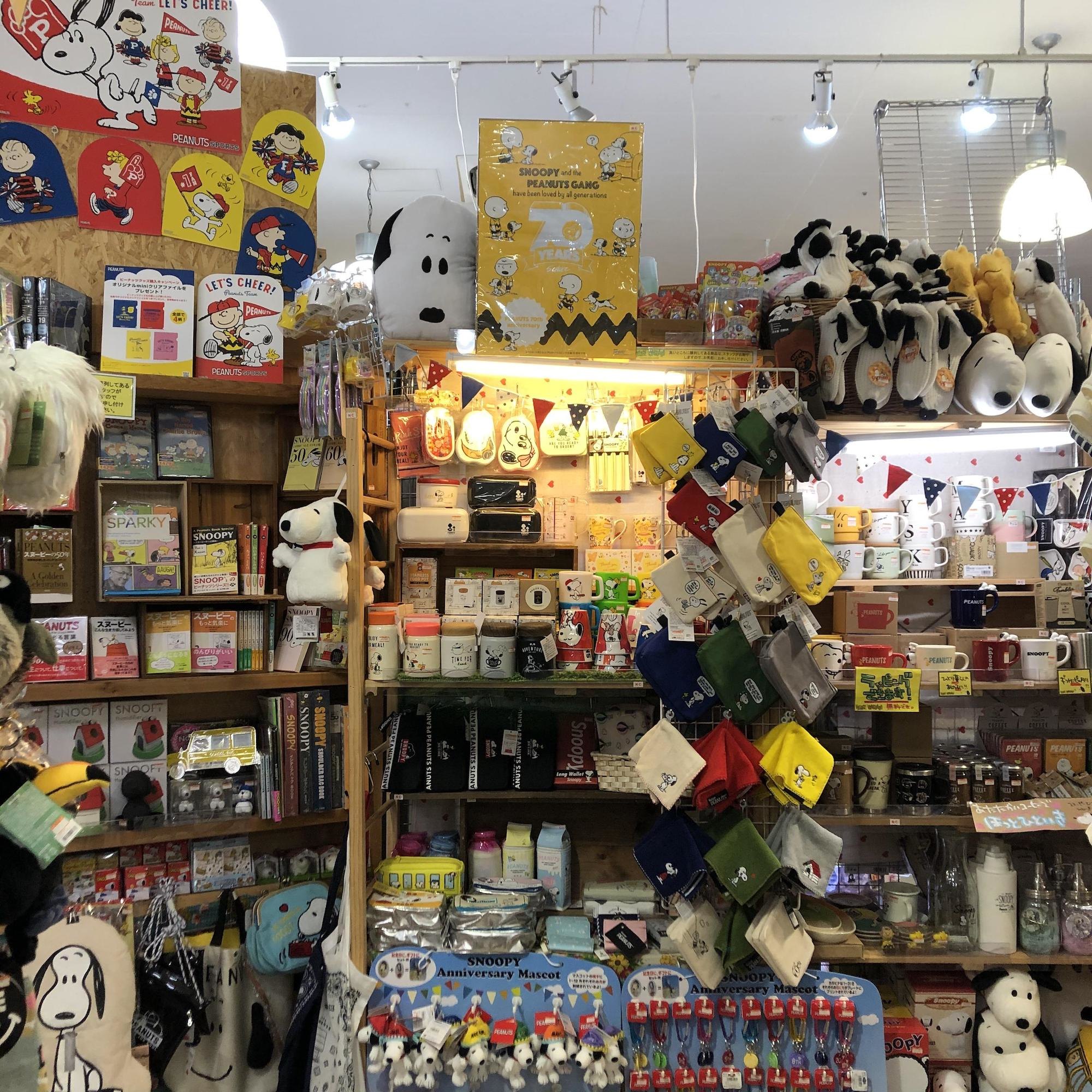 スヌーピーグッズが並ぶ 売場づくりコンテスト19 のグランプリが決定