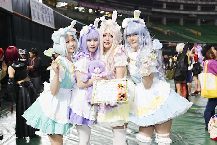 人気美女レイヤーを激写 九州最大規模 Comic City 福岡47 に潜入 ウォーカープラス Line News