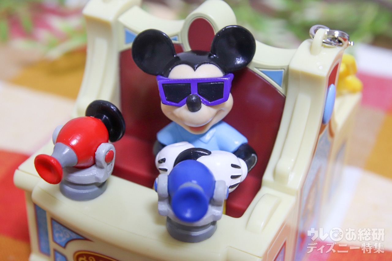 ミッキーが3dメガネでトラムに 東京ディズニーシー スナックケースのこだわりが嬉しい ウレぴあ総研 Line News ミッキーが3dメガネでトラムに 東京ディズニーシー スナックケースのこだわりが嬉しい ウレぴあ総研 Line News