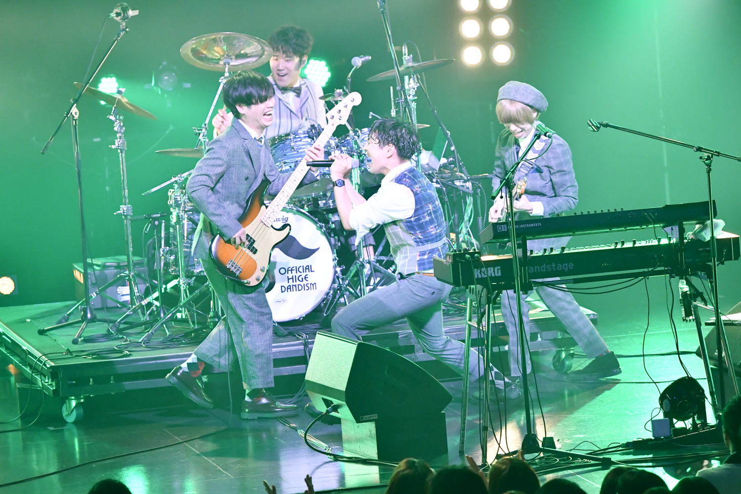 Official髭男dism みんなで一緒に踊ろう 六本木の夜を盛り上げる ライブレポ J Wave News Line News