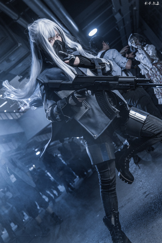 コスプレイヤーをもっと綺麗に撮るには 熟練カメラマンが教える イベント撮影のコツ アニメ アニメ