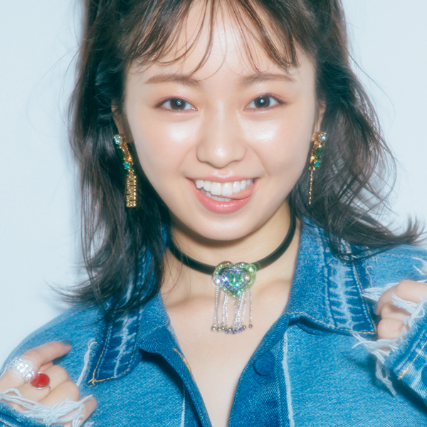 華奢アクセばっかな女は今どきダサい なんかアカ抜けない を解決するのはドラマティックな派手アクセ Ar Web Line News