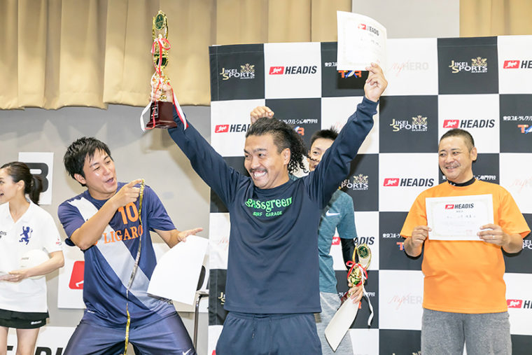 ヘディングで卓球をするニュースポーツ ヘディス