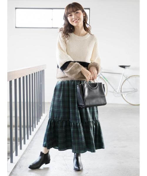 緑チェックスカートのすゝめ 緑 色別コーデ集 Mine