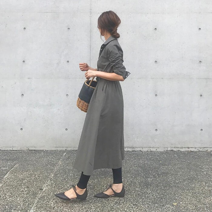 シャツワンピース レギンス は どう組み合わせるのが正解