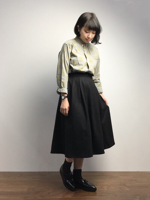 ドットシャツコーデ 11選 シーズン別着こなしテク ドットシャツコーデ 11選 シーズン別着こなしテク