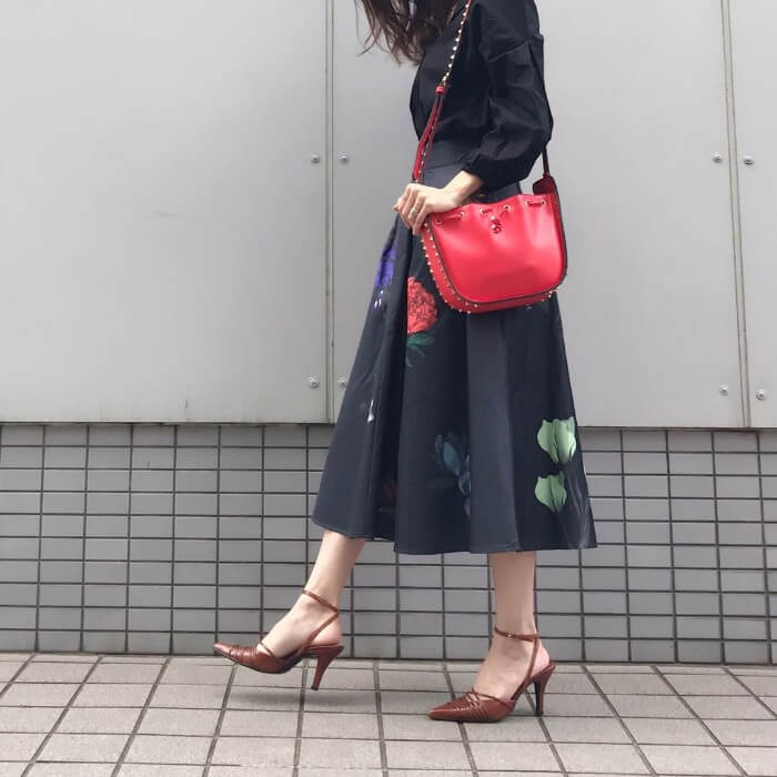 赤バッグ コーデは難しい 上手に取り入れたお手本27選