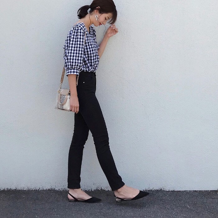 チェックブラウスコーデ 16選 大人っぽく着るコツは Mine