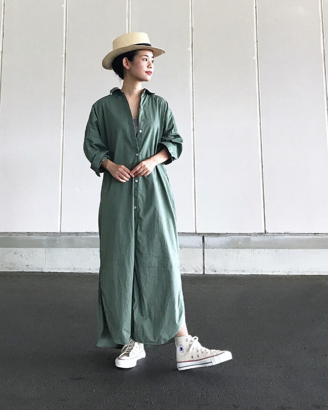 カーキワンピースコーデ をオールシーズン楽しむ おしゃれな着こなし 24選 カーキワンピースコーデ をオールシーズン楽しむ おしゃれな着こなし 24選