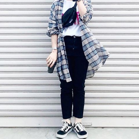 黒スニーカー 変な着こなししてない 綺麗目コーデの正解を発表 Minesスナップ