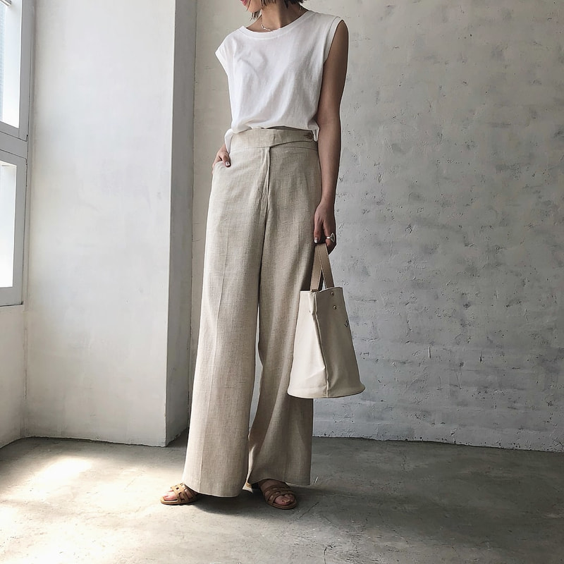 パンツコーデ レディース選 おしゃれな軸色別 季節別まとめ Mine