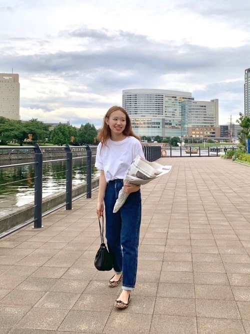 Hanes ビーフィーtシャツ なら1枚でもサマになる レディース正解コーデ集 Mine