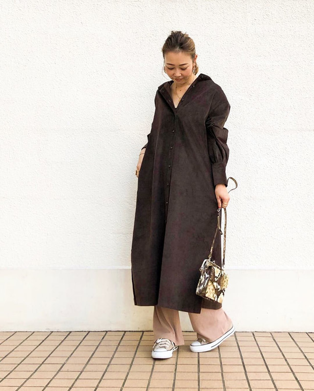 大人は絶対やめて この秋 シャツワンピがダサくなる着こなし