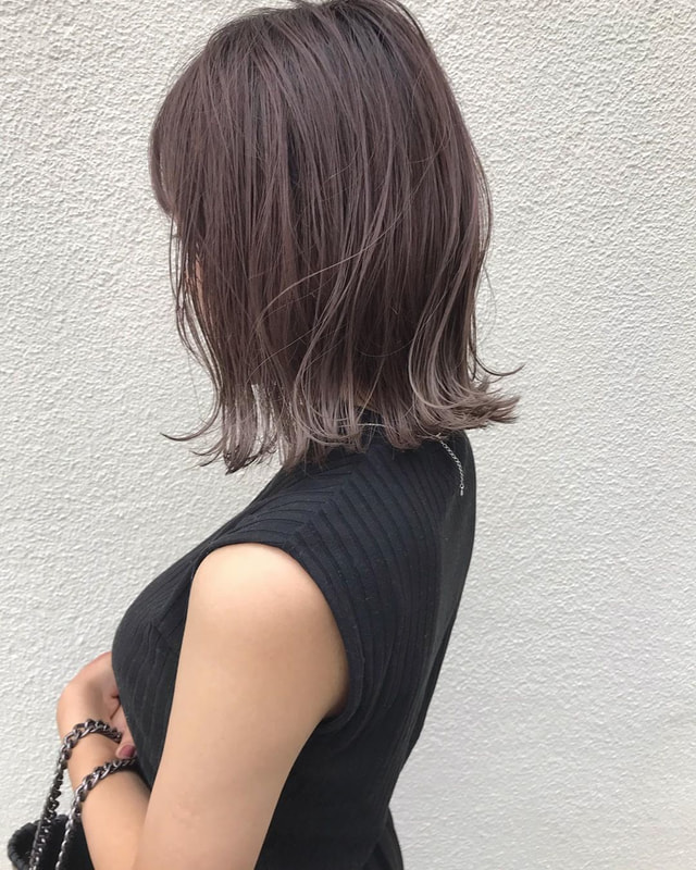 ミディアムウルフカットで雰囲気美人に ヘアスタイル おすすめ10選 とアレンジ方法をチェック