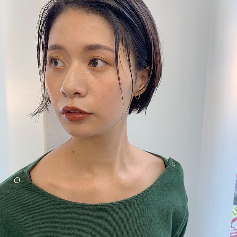 センター分け ショート の似合わせ方法は これであなたも美人度アップ Mine センター分け ショート の似合わせ方法は これであなたも美人度アップ Mine