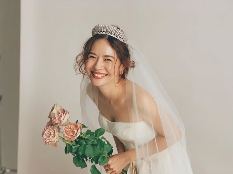 アップもダウンも できる 花嫁さんの髪型は ボブ が勝ち 13のカタログ写真 Mine Line News