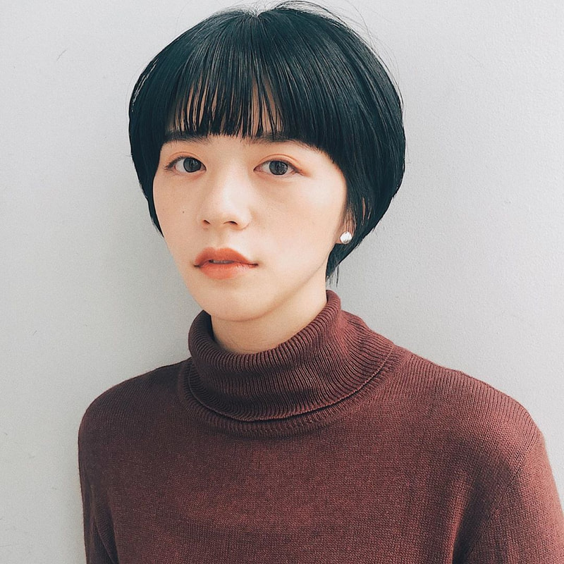 黒髪マッシュ女子が急増中 おしゃれ上級者になれるスタイル集 ショート ボブ Mine 黒髪マッシュ女子が急増中 おしゃれ上級者になれるスタイル集 ショート ボブ Mine