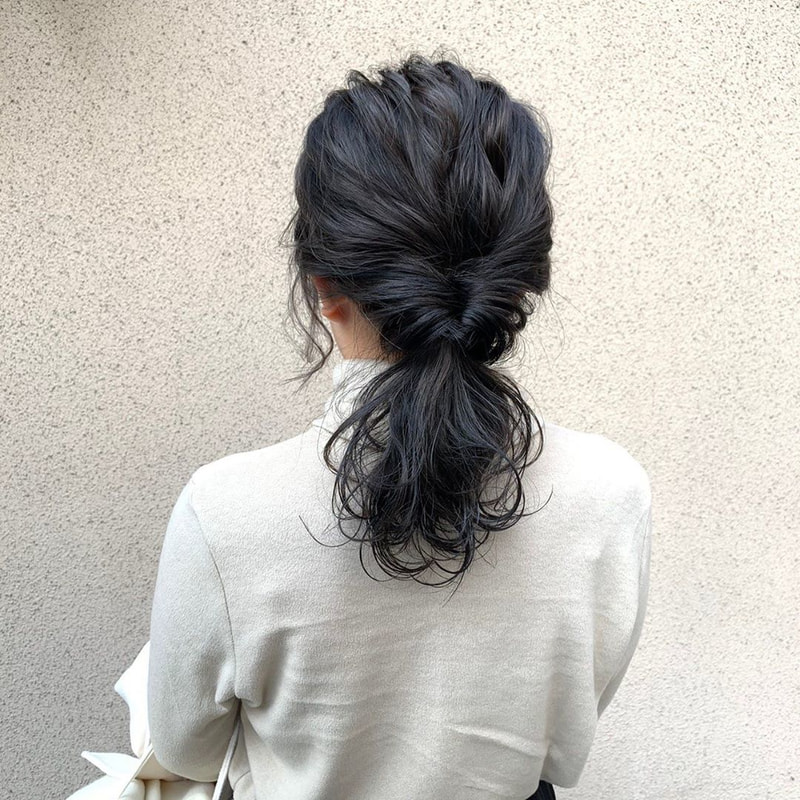 美人ルックは 黒髪セミロング で手に入る 丸顔 面長スタイリング術から巻き方まで Mine