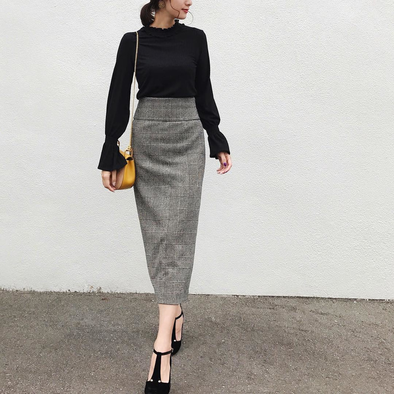 グレーに合う色とは 上級者から学ぶコーデ15選 Mine