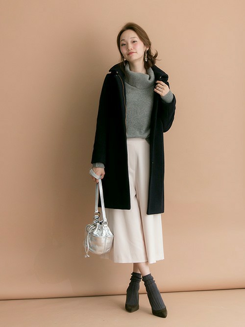 ワイドパンツ 靴 足元コーデの悩みあるある 解決します Mine Line News