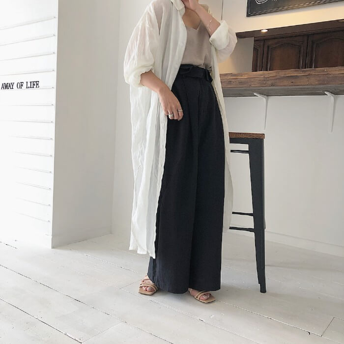 シャツワンピース はアウター風にサラッと着こなす お手本21コーデ Mine