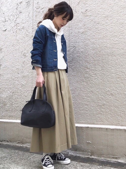 最新ジャケット パーカー 重ね着 ダサい 人気のファッションスタイル