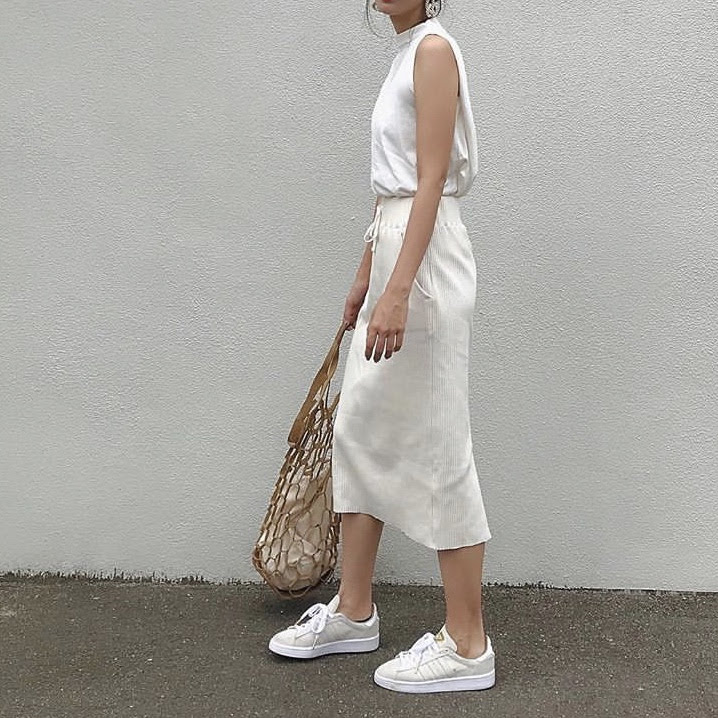 その着こなし ダサい原因に 大人のオールホワイト正解がこちら Minesスナップ Mine Line News