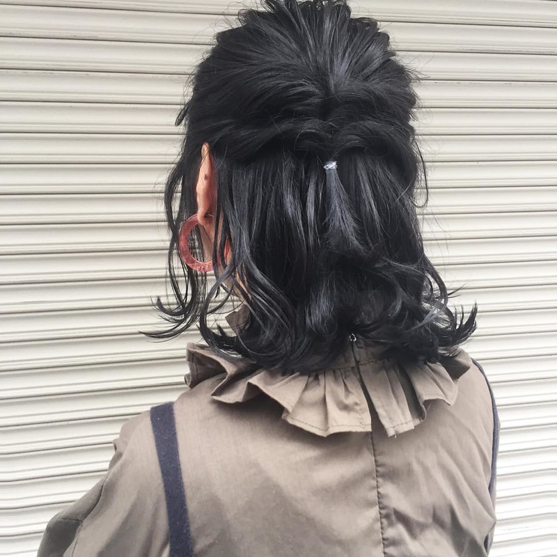 ボブ 結婚式 セルフでできるお呼ばれヘアアレンジ特集 簡単なのに華やかさup Mine ボブ 結婚式 セルフでできるお呼ばれヘアアレンジ特集 簡単なのに華やかさup Mine