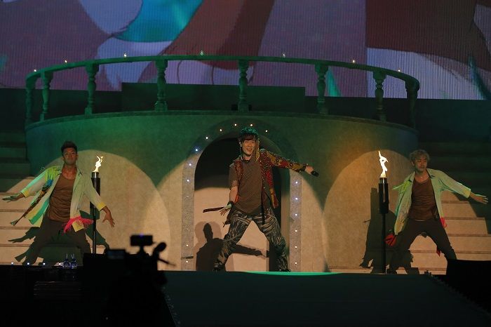 Disney 声の王子様 男性声優12名が贈る 朗読やアニメ映像交えた夢のショー