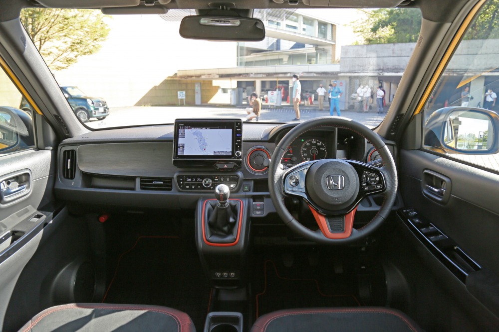 Rsも撮影 ホンダnワン新型 価格 内装 スペックは モデルチェンジを解説 発売日は11 Autocar Japan Line News