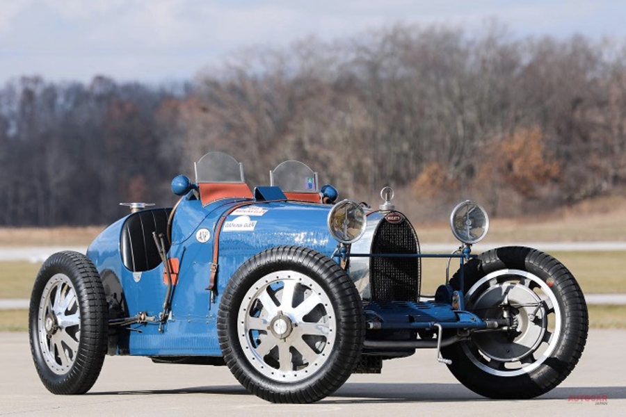 クラッシックカー〈世界の名車〉未使用切手コレクション