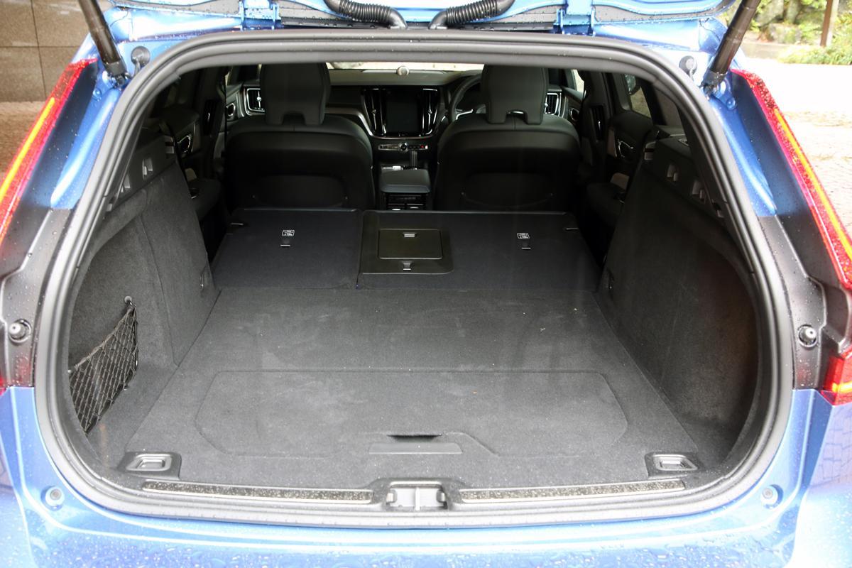 スズキは4輪独立モーター駆動の次世代suvをお披露目 東京モーターショー17 Web Cartop Line News