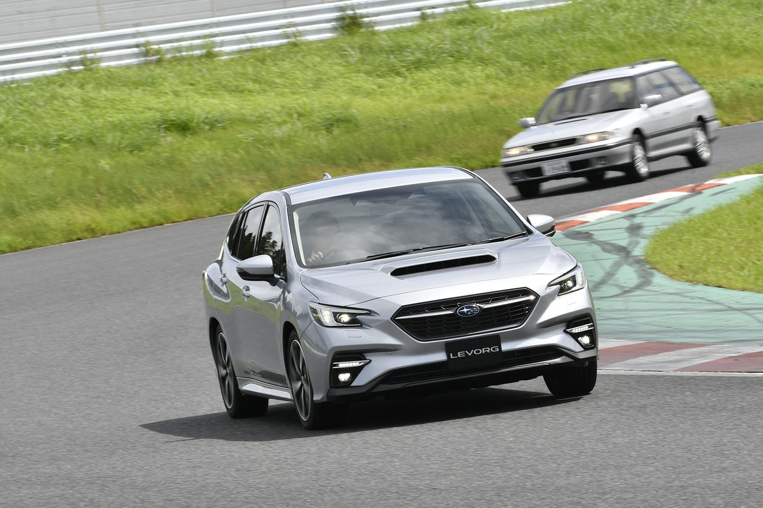 素朴なギモン なぜ日本のパトカーにはトヨタ クラウンが多いのか Web Cartop Line News