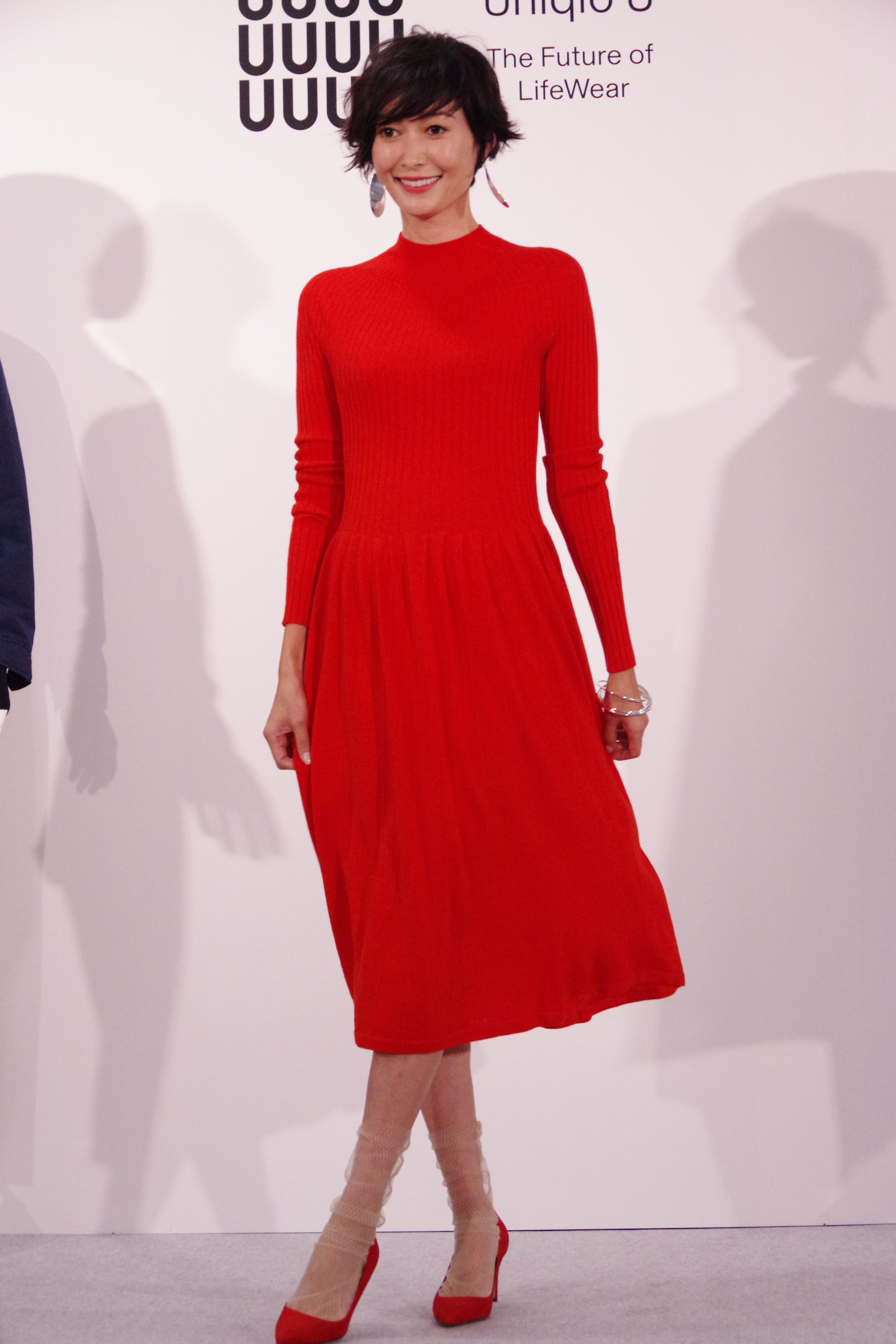 田丸麻紀 ユニクロユー新作ワンピを上品に着こなし うっとりした Nosh Line News