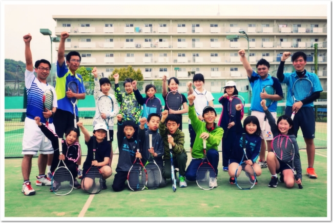 クリスマス企画 Yonex Itc コラボ再び あの大好評ソフトテニスイベントが名谷テニスガーデンで開催 日本リーグの新星 榊原耕平 選手が中学生を直接指導 12 22 土 Pr Times Line News