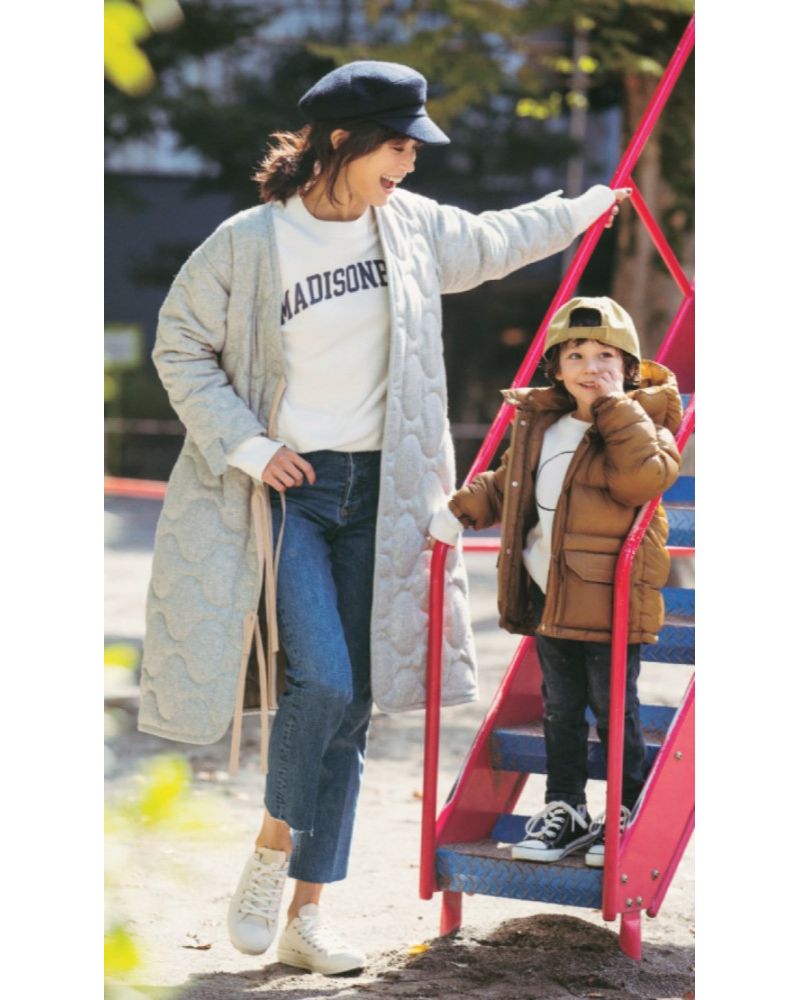 足元スニーカーでもサマになる 冬の公園コーデ７選