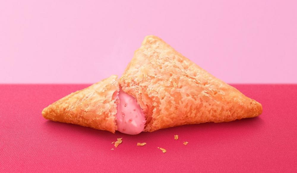 甘酸っぱさがヤミツキ マックの三角チョコパイに いちご 登場