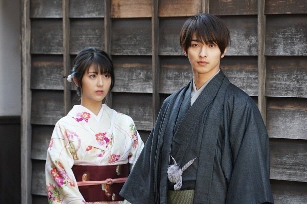 浜辺美波 横浜流星のラブシーンに視聴者騒然 美しすぎる 私たちはどうかしている ザテレビジョン Line News