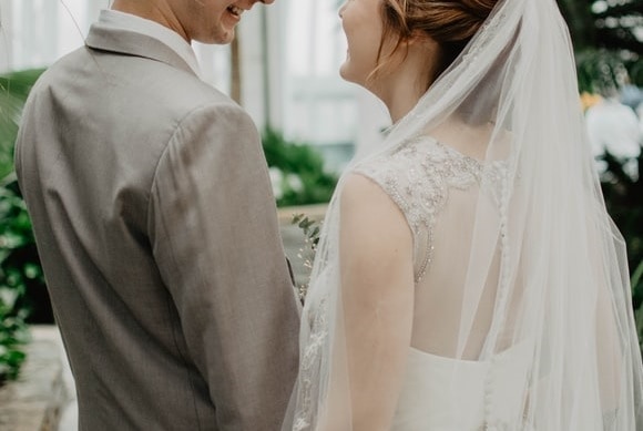 夢占い 元彼と結婚する夢の意味 感情 状況 場所別の暗示12選 マイナビウーマン