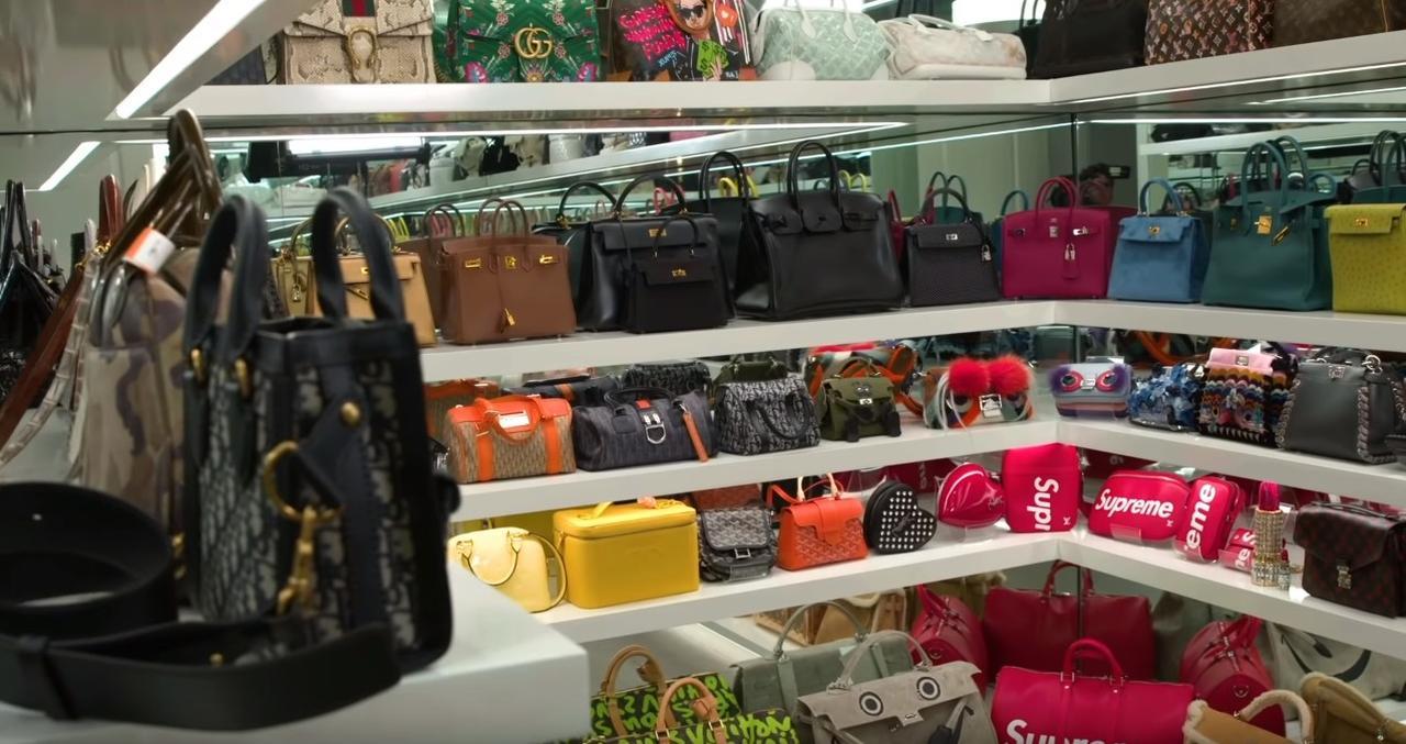 21歳で資産9億ドルのカイリー ジェンナー バッグ用クローゼットが夢の世界 フロントロウ