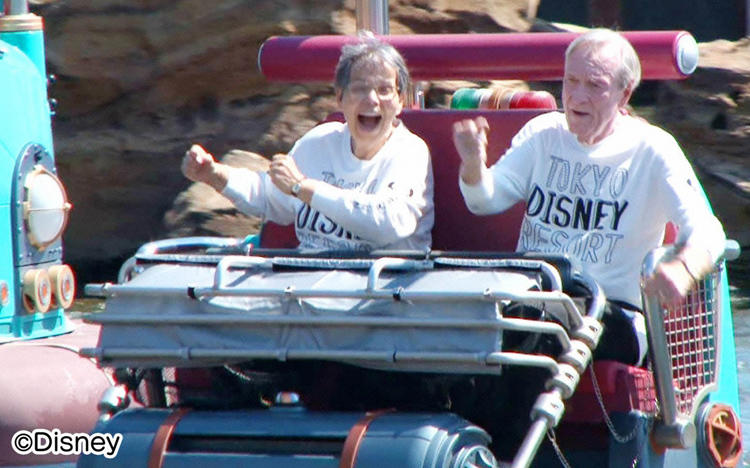 来園800回以上 東京ディズニー大好き夫婦に密着