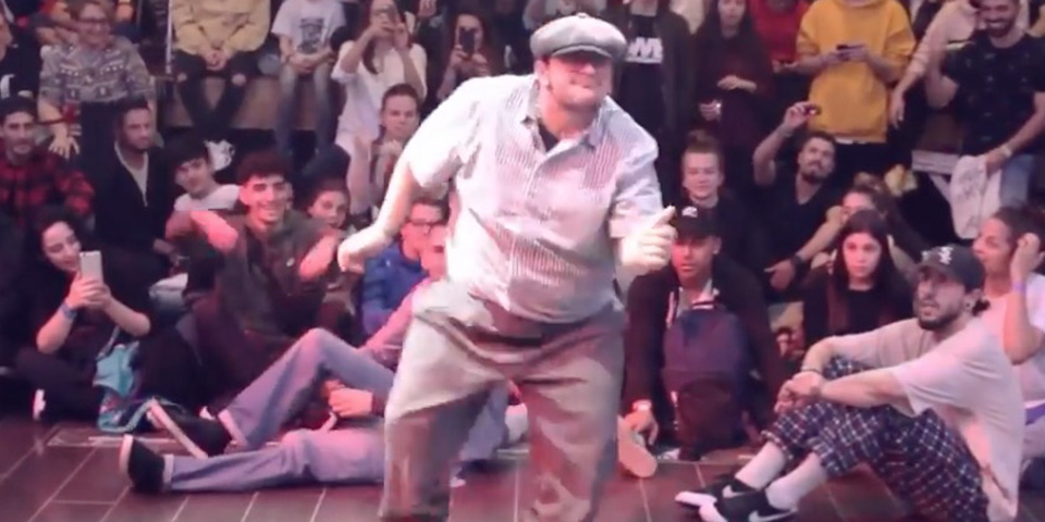 ぽっちゃりなロックダンサーが最高にファンキーだと話題に ダンスニュースメディアサイト Dews Line News