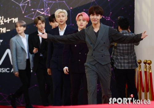 K Pop業界の 勢力図 が大きく変わる 3強の一角が崩れ 4強時代 に突入か サーチコリアニュース Line News